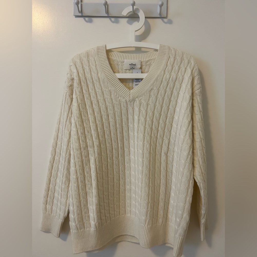 Aritzia Wilfred Dimension Sweater